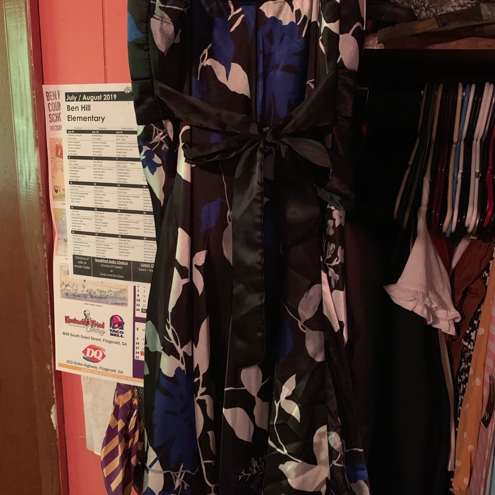 Short dress